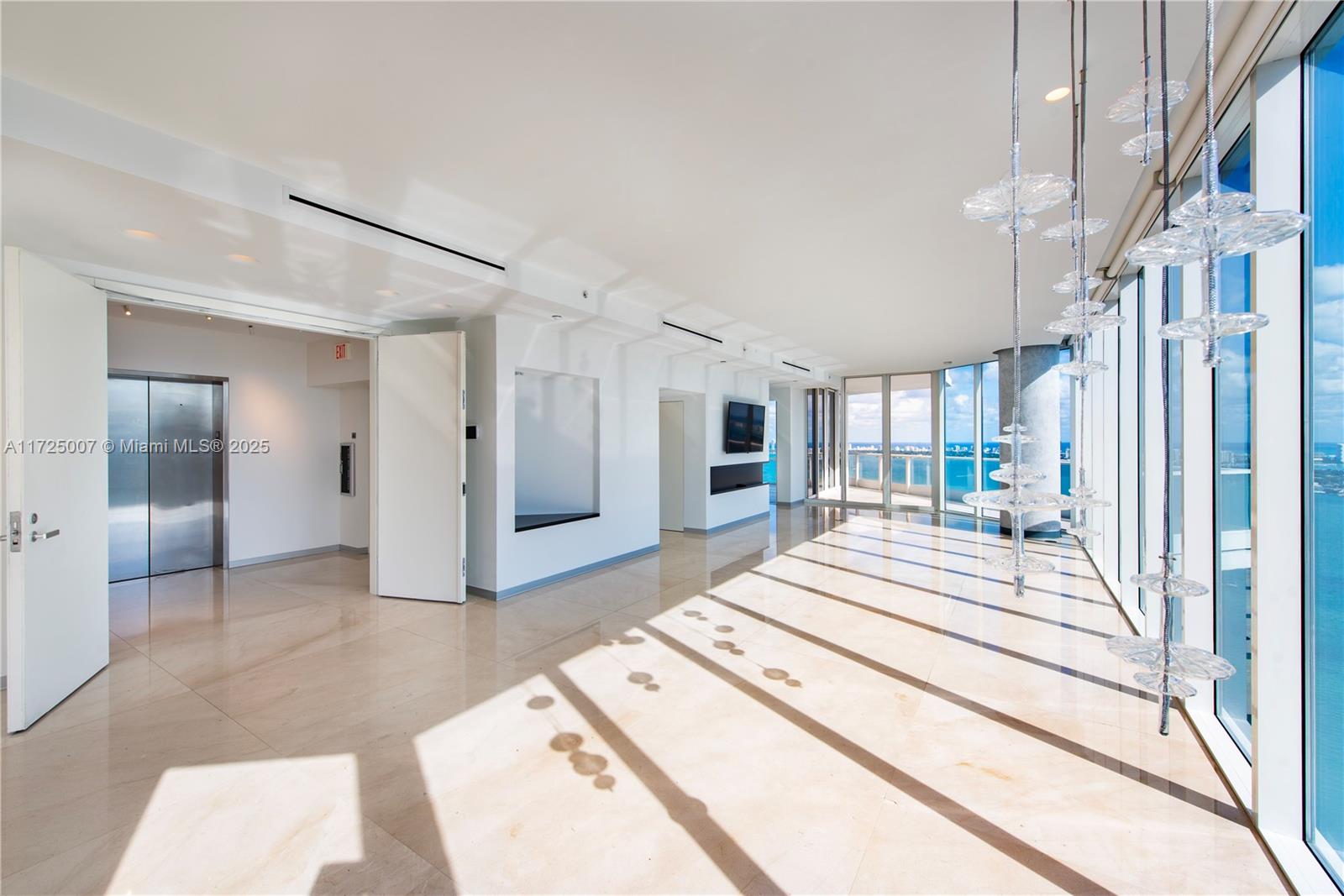 2020 N Bayshore Dr # 4502