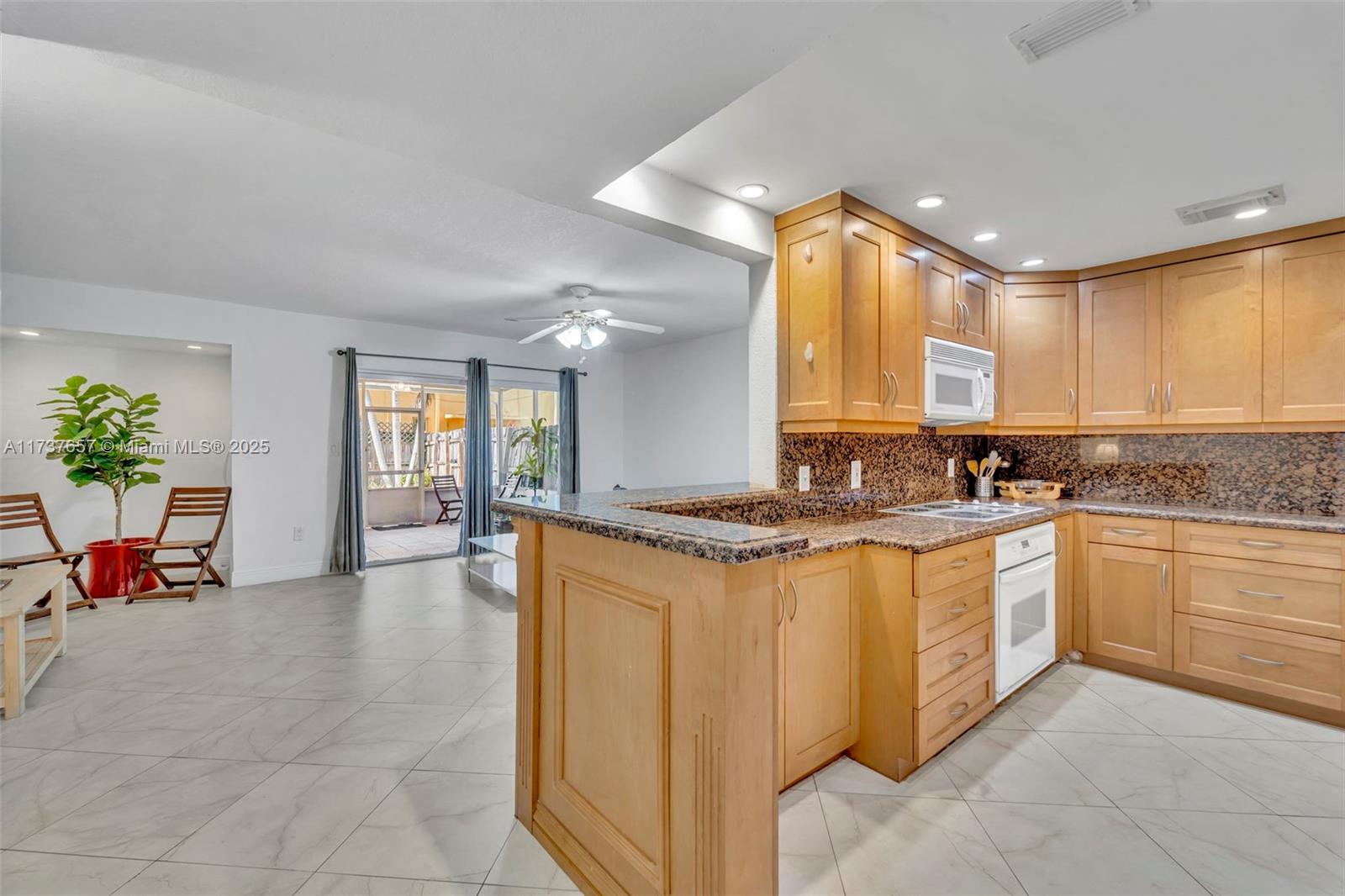 13512 NE 20th Ct