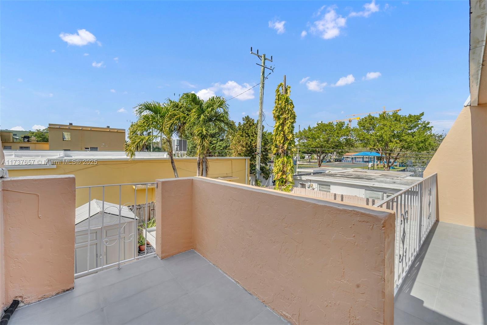 13512 NE 20th Ct