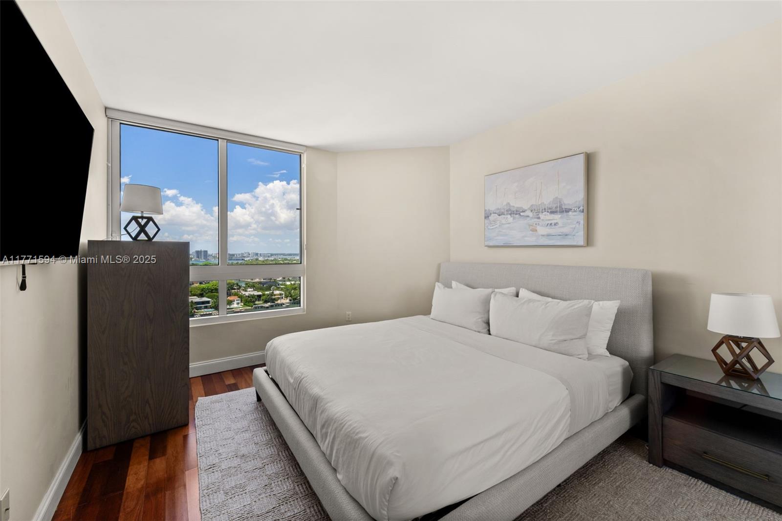 6365 Collins Ave # 2007