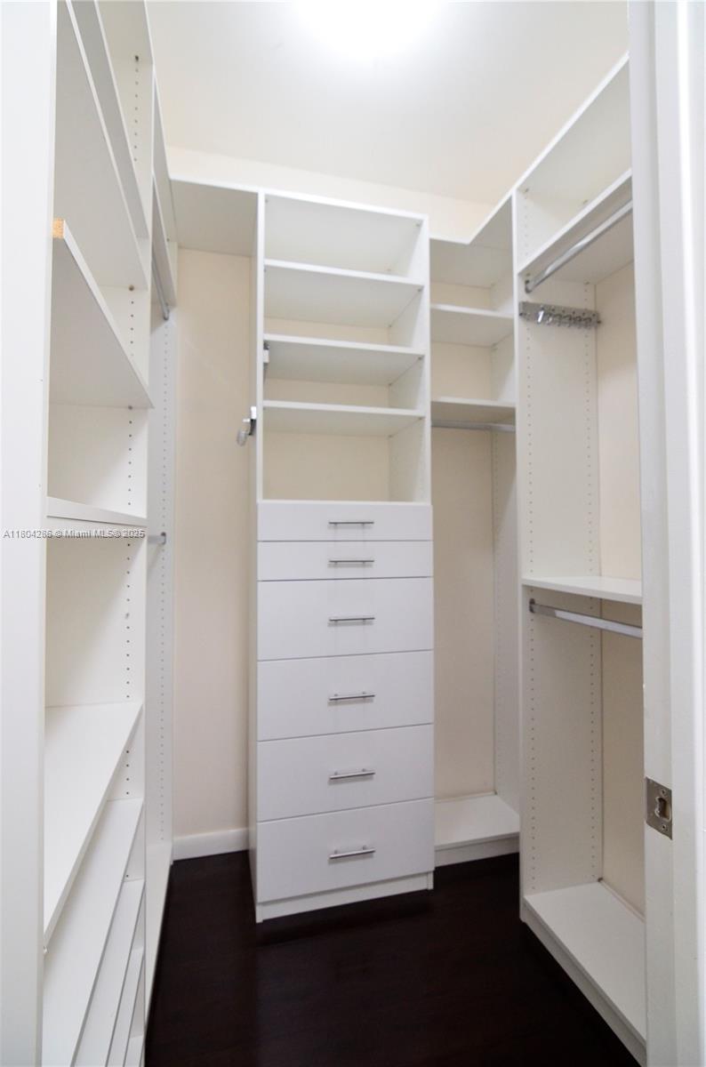 7355 SW 89th St # 426N