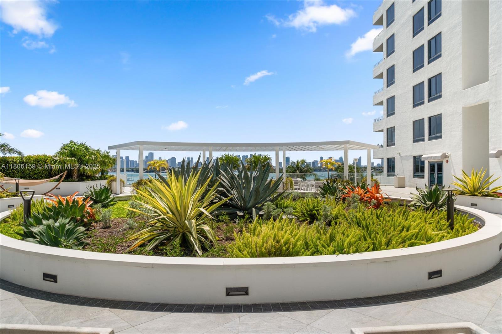 1330 West Ave # 810