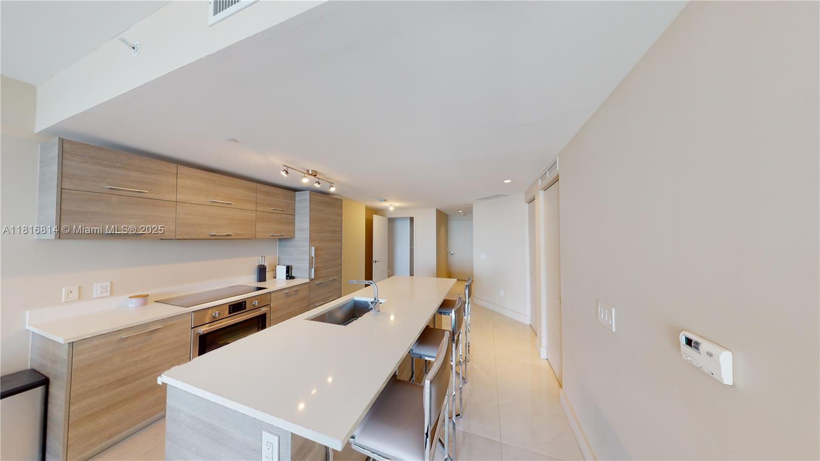 650 NE 32nd St # 2005, Miami Unit: 2005