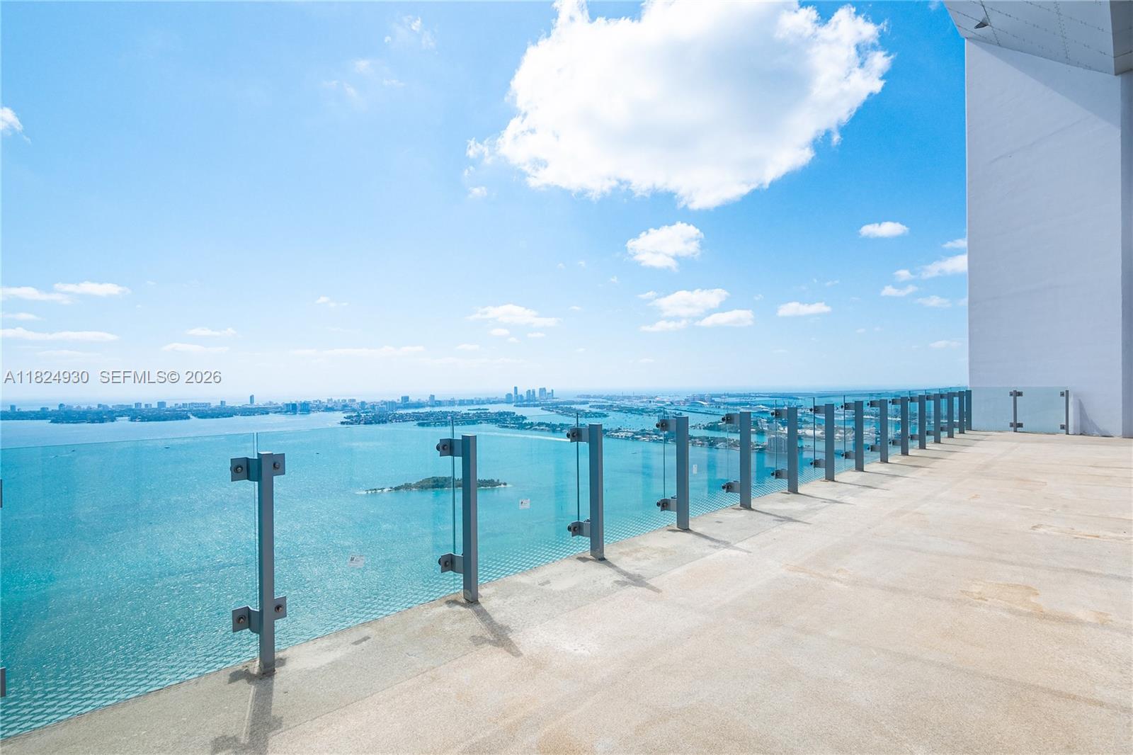 700 NE 26th Ter # 02 Unit: PH-02