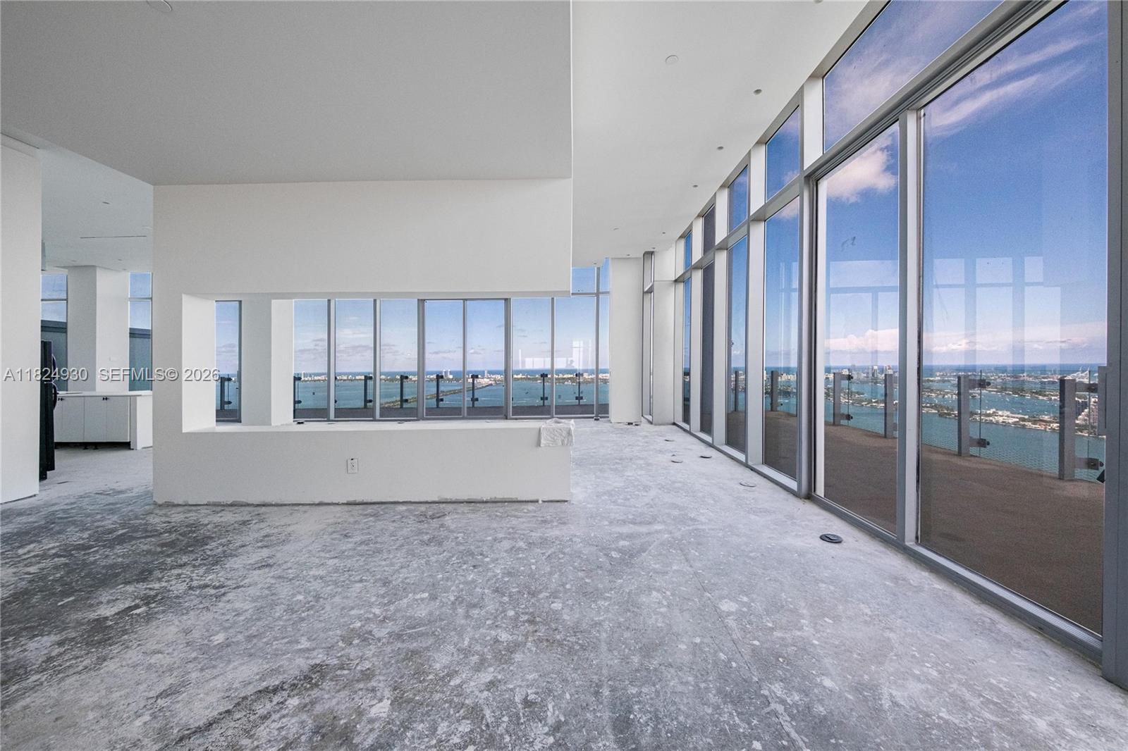 700 NE 26th Ter # 02 Unit: PH-02