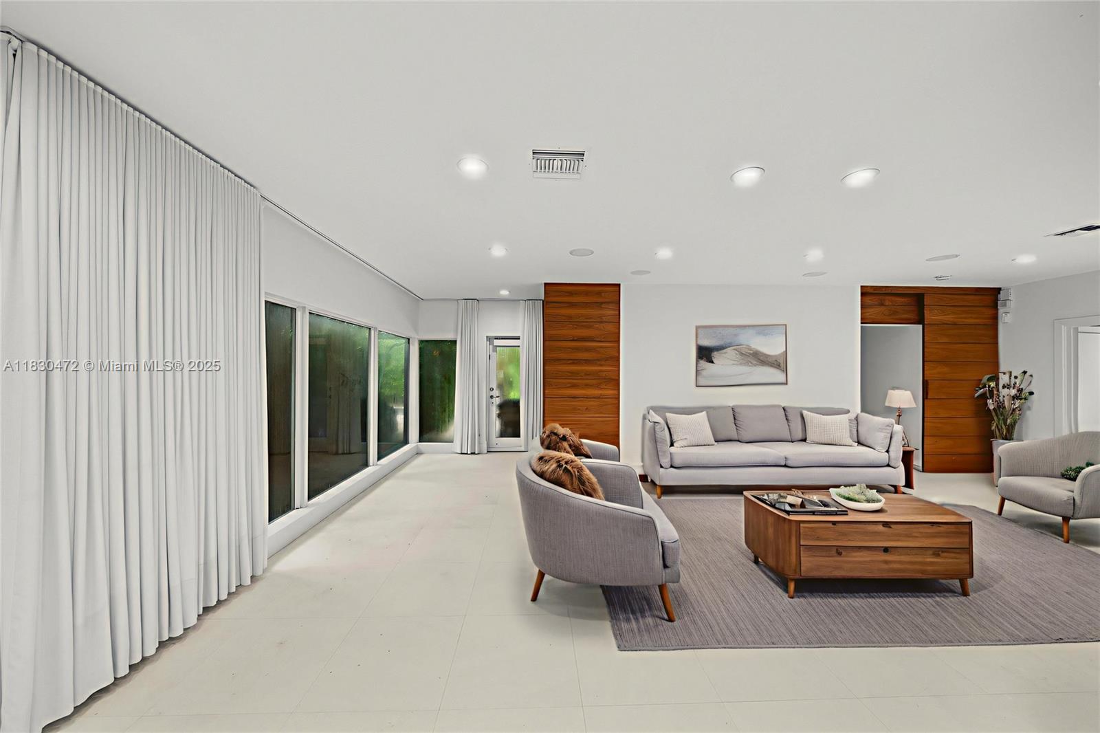 6001 N Bay Rd, Miami Beach