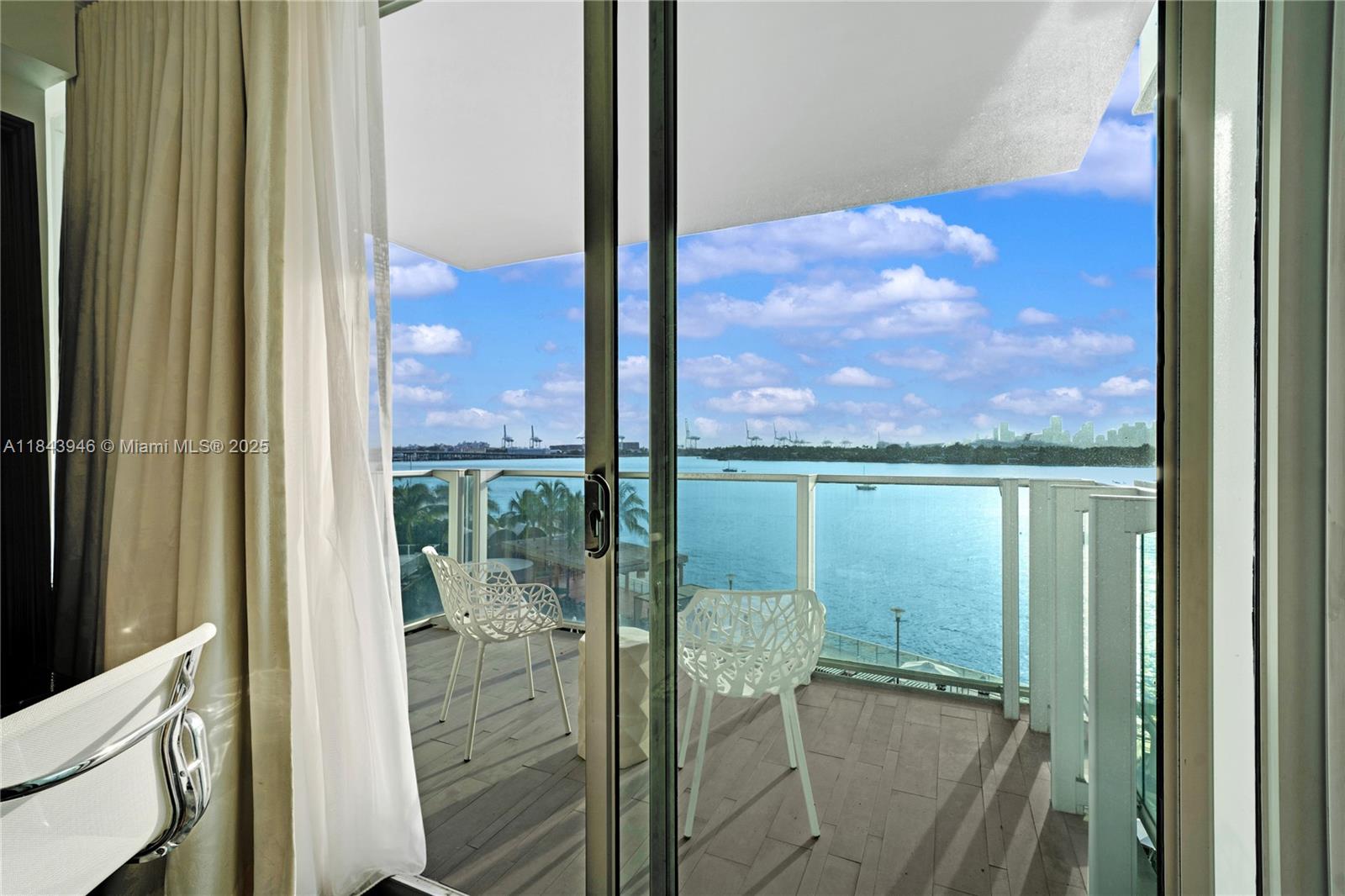 1100 West Ave # 514