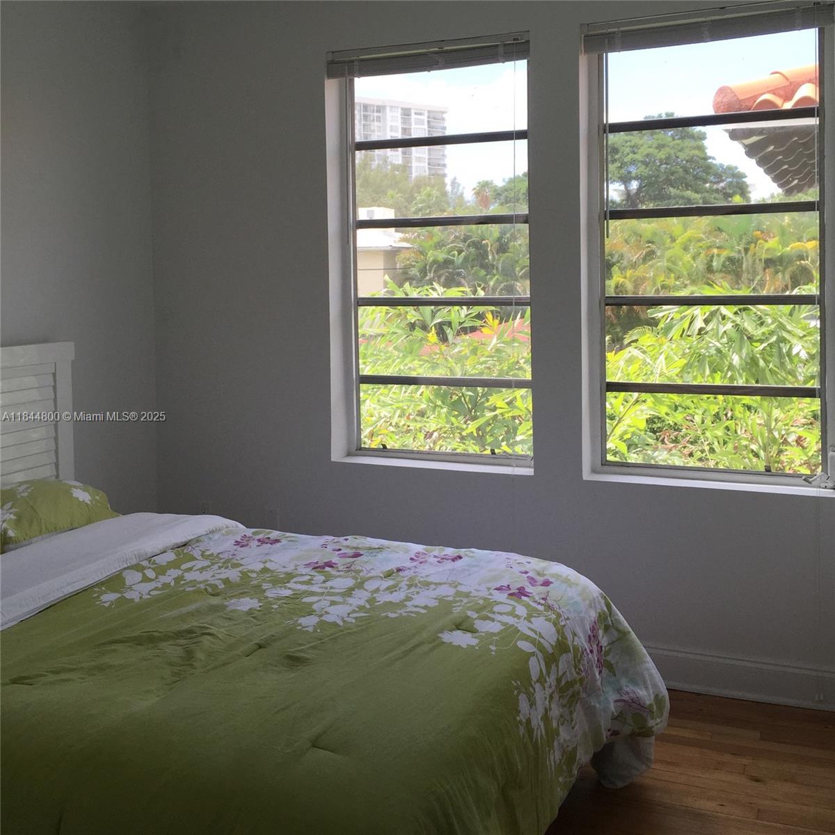 4349 Sheridan Ave # 7