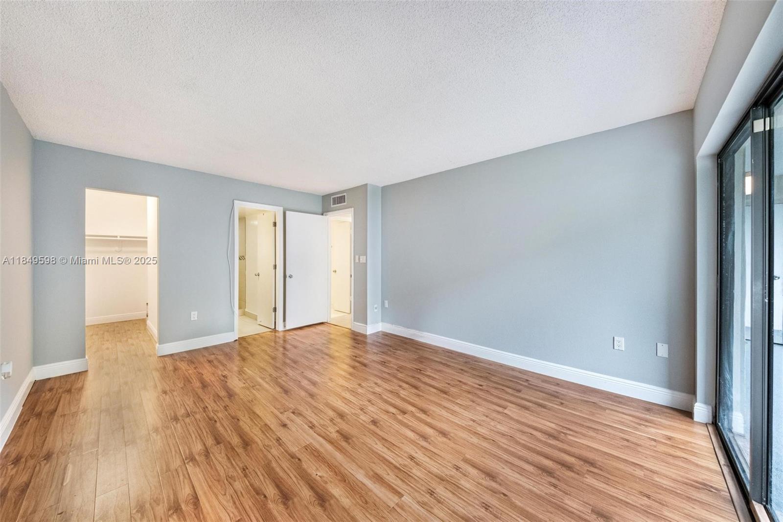 9020 NE 8th Ave # 2G