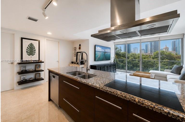 495 Brickell Ave # 411
