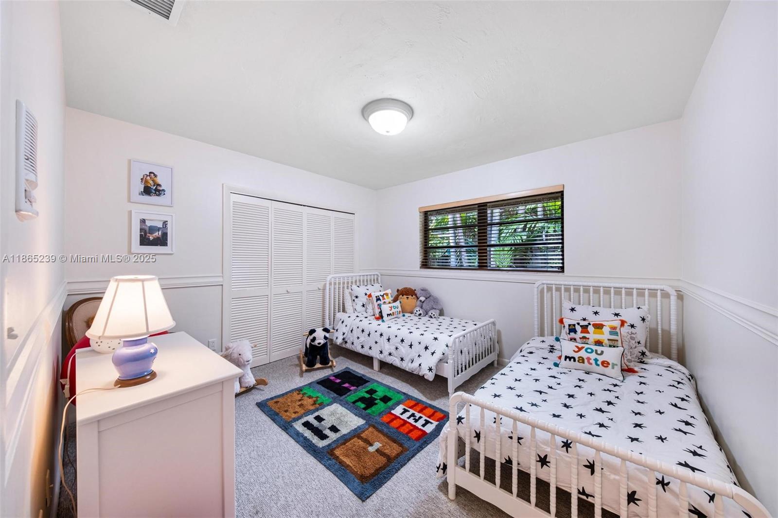 2362 NE 212th Ter
