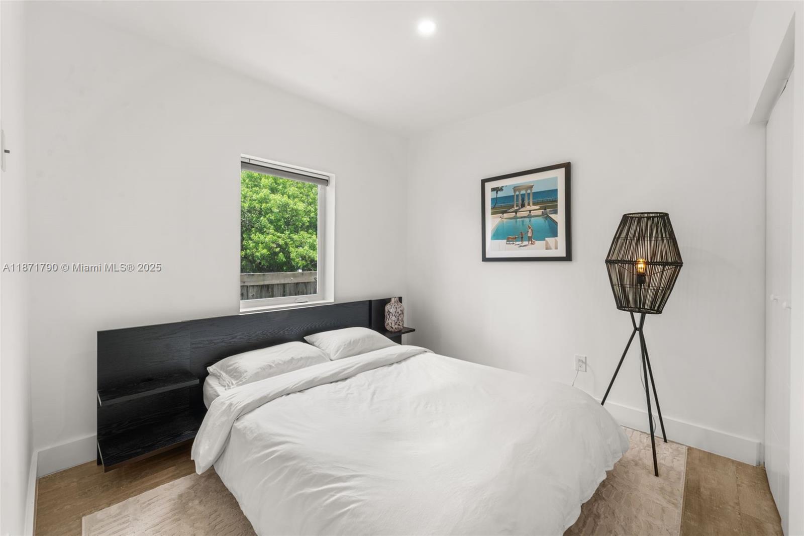 175 NW 44th St
