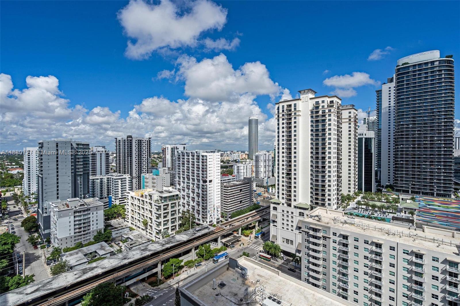 1111 SW 1st Ave Unit: 2721-N