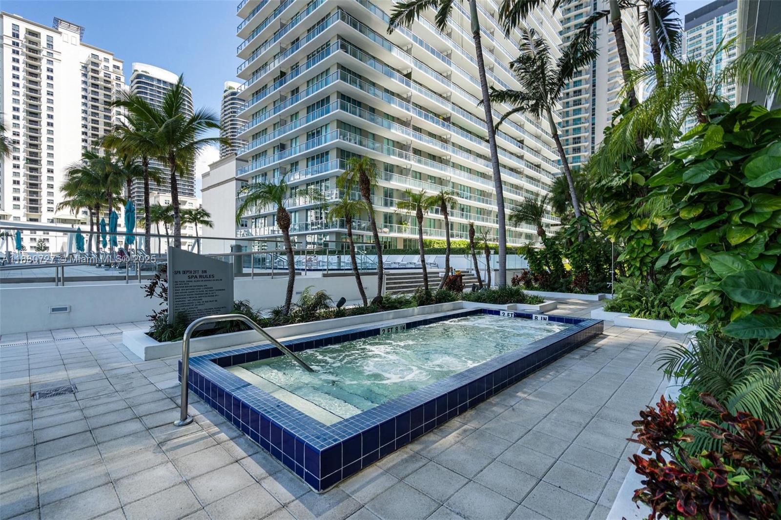 1111 SW 1st Ave Unit: 2721-N