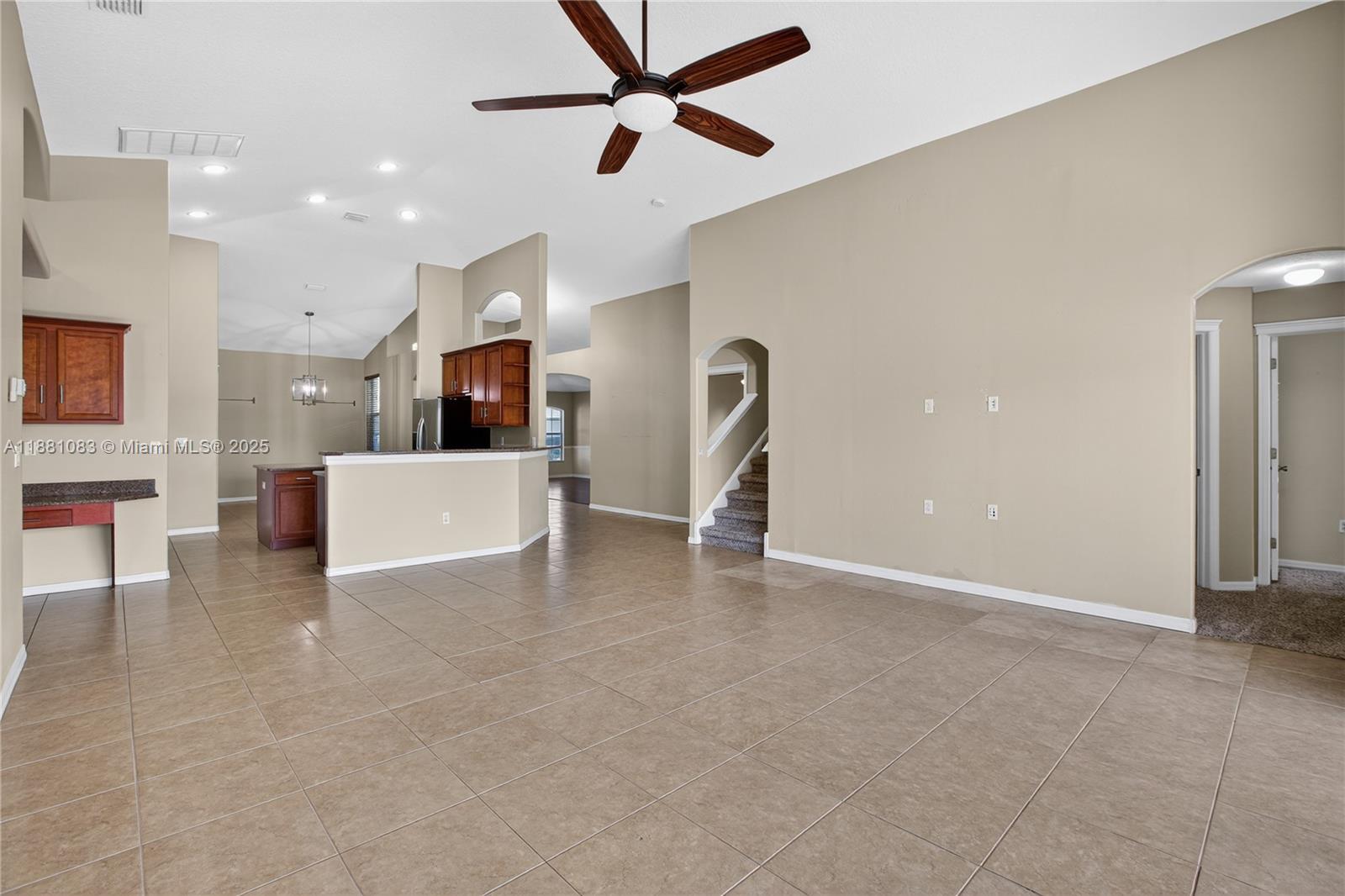 6721 Sparkling Way