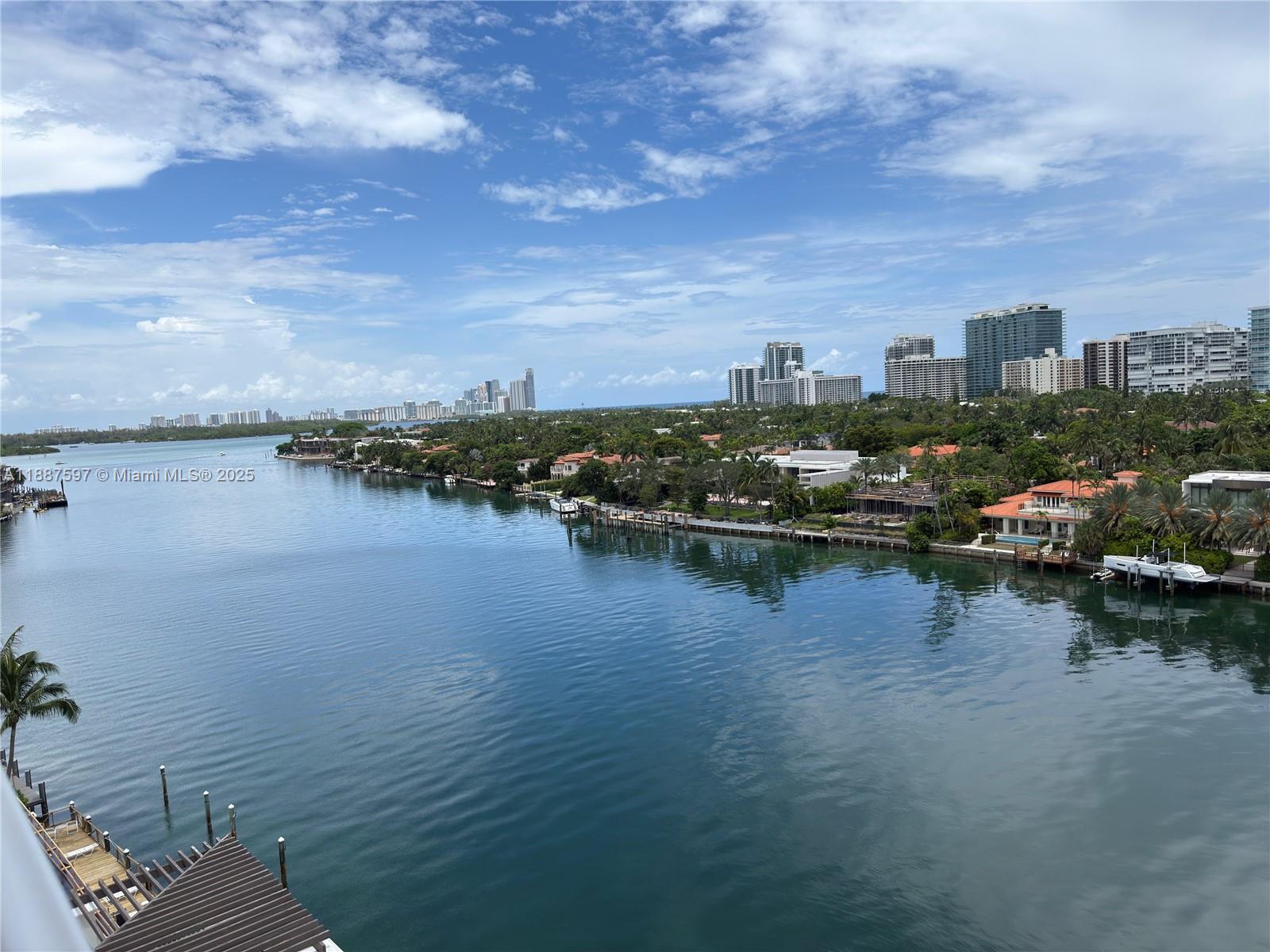 9751 E Bay Harbor Dr # 9C