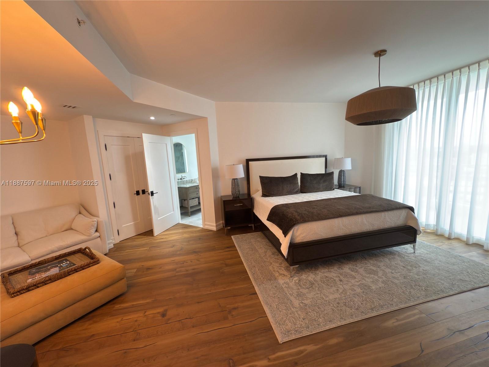 9751 E Bay Harbor Dr # 9C