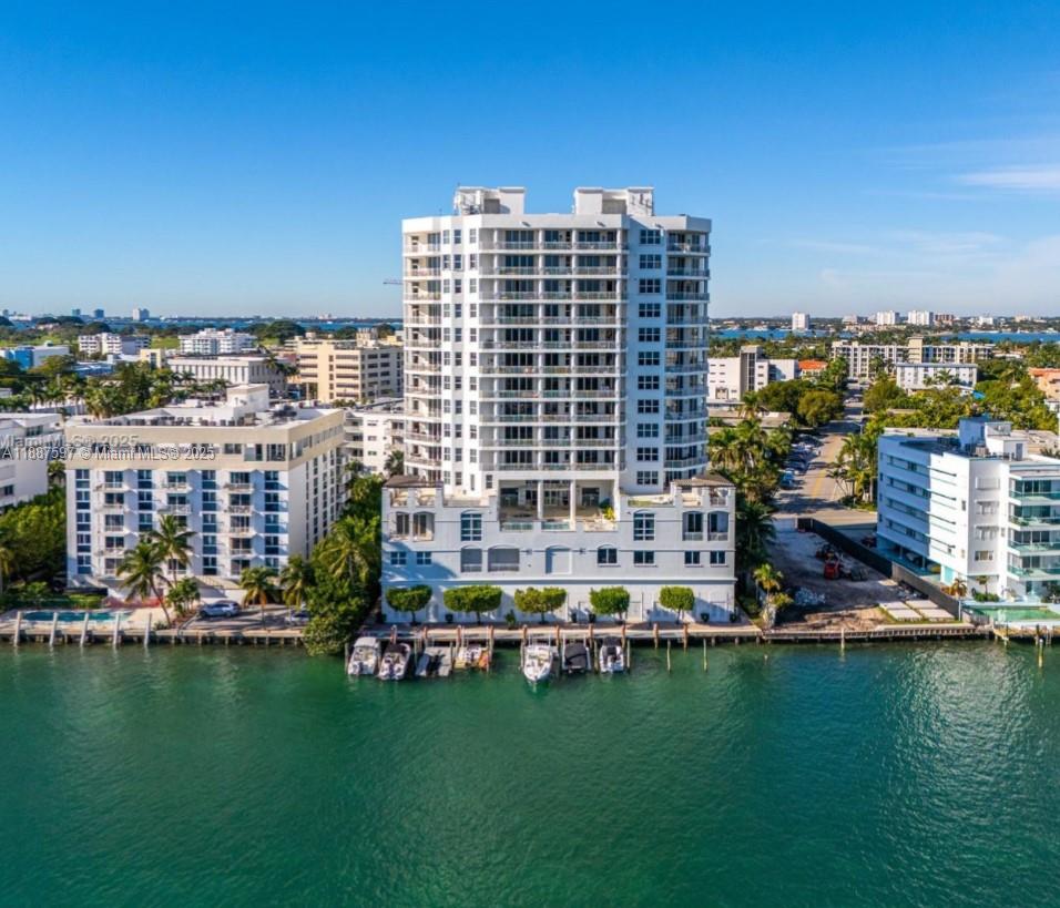 9751 E Bay Harbor Dr # 9C