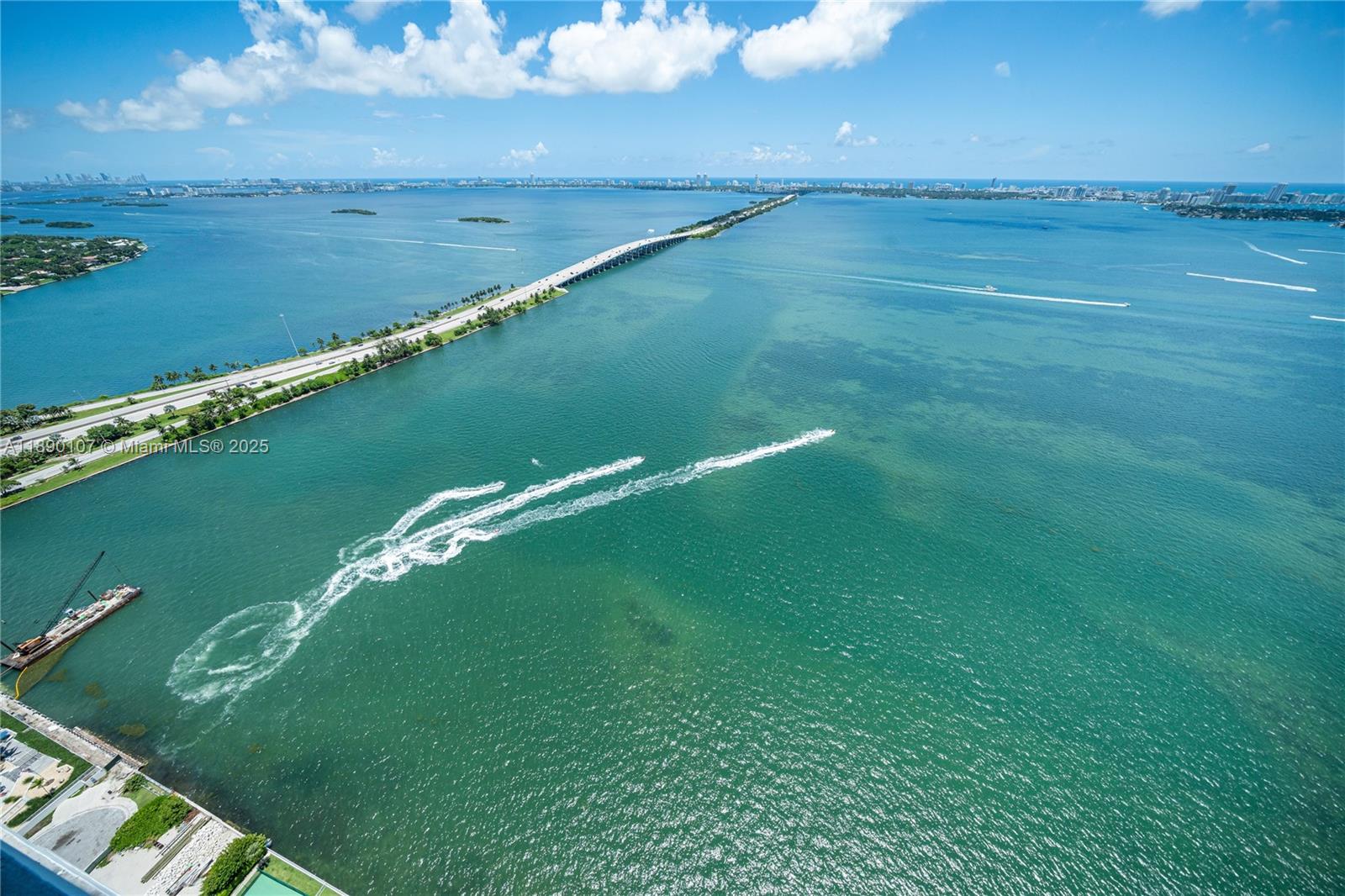 3131 NE 7th Ave # 4706