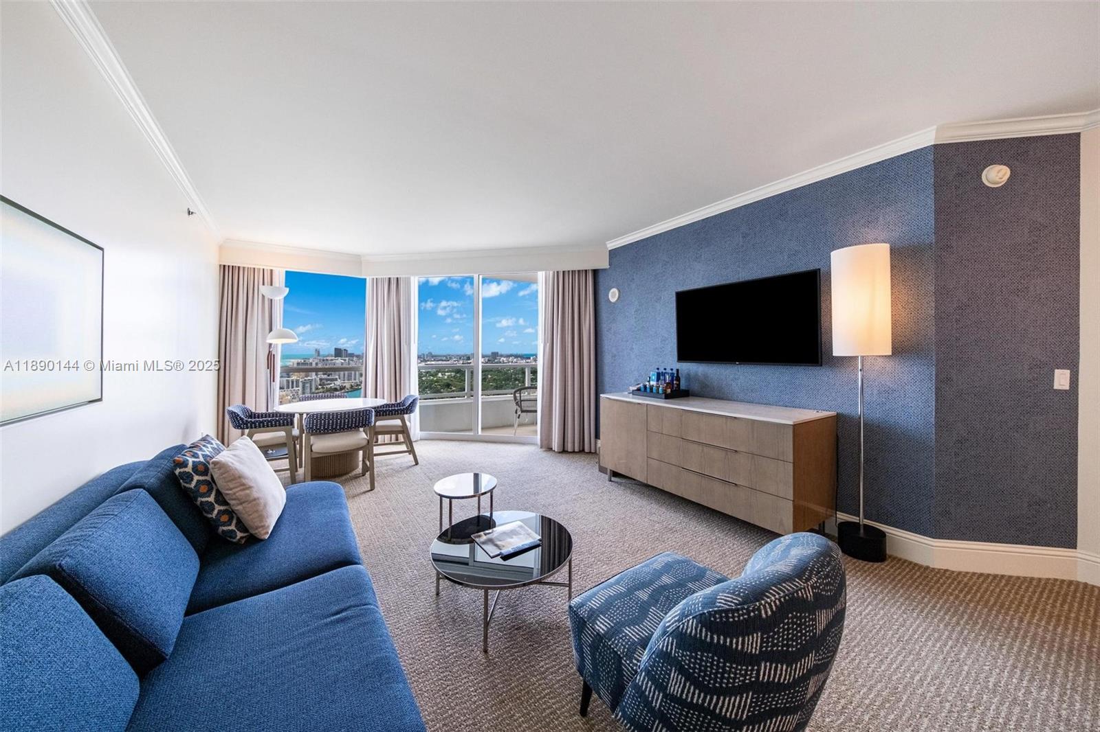 4401 Collins Ave # 3312