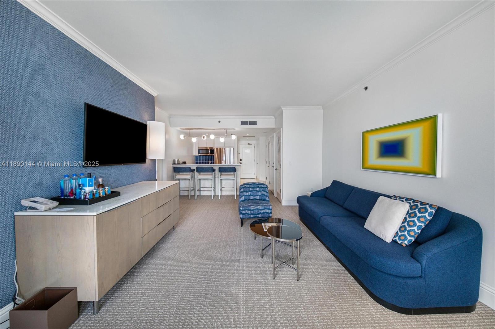 4401 Collins Ave # 3312