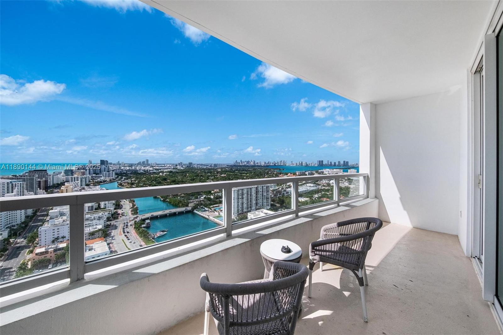 4401 Collins Ave # 3312