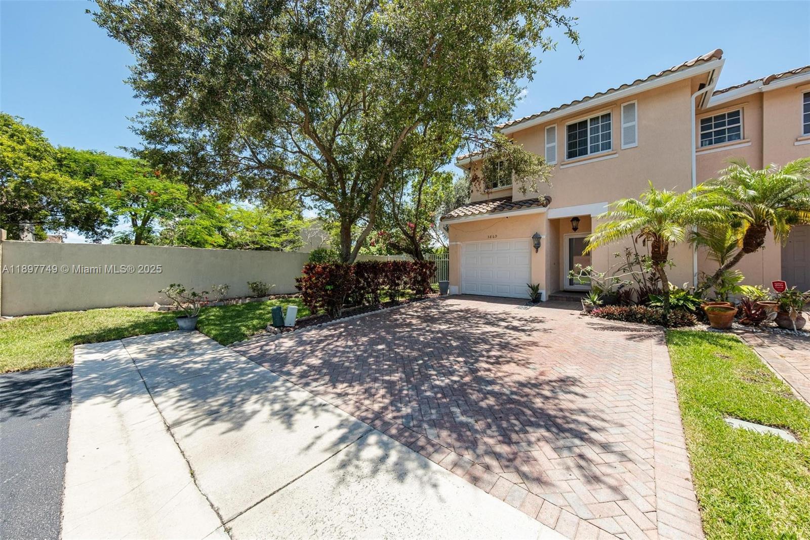 3869 NW 92nd Ave, Sunrise