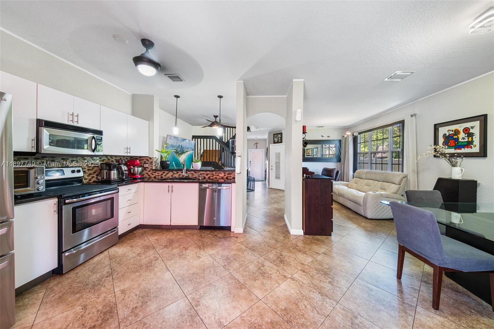 3869 NW 92nd Ave, Sunrise