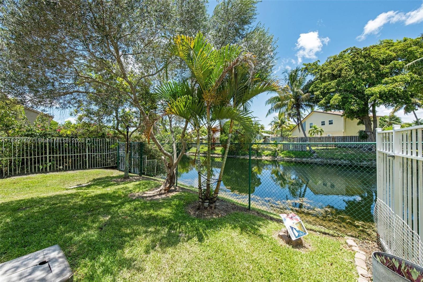 3869 NW 92nd Ave, Sunrise