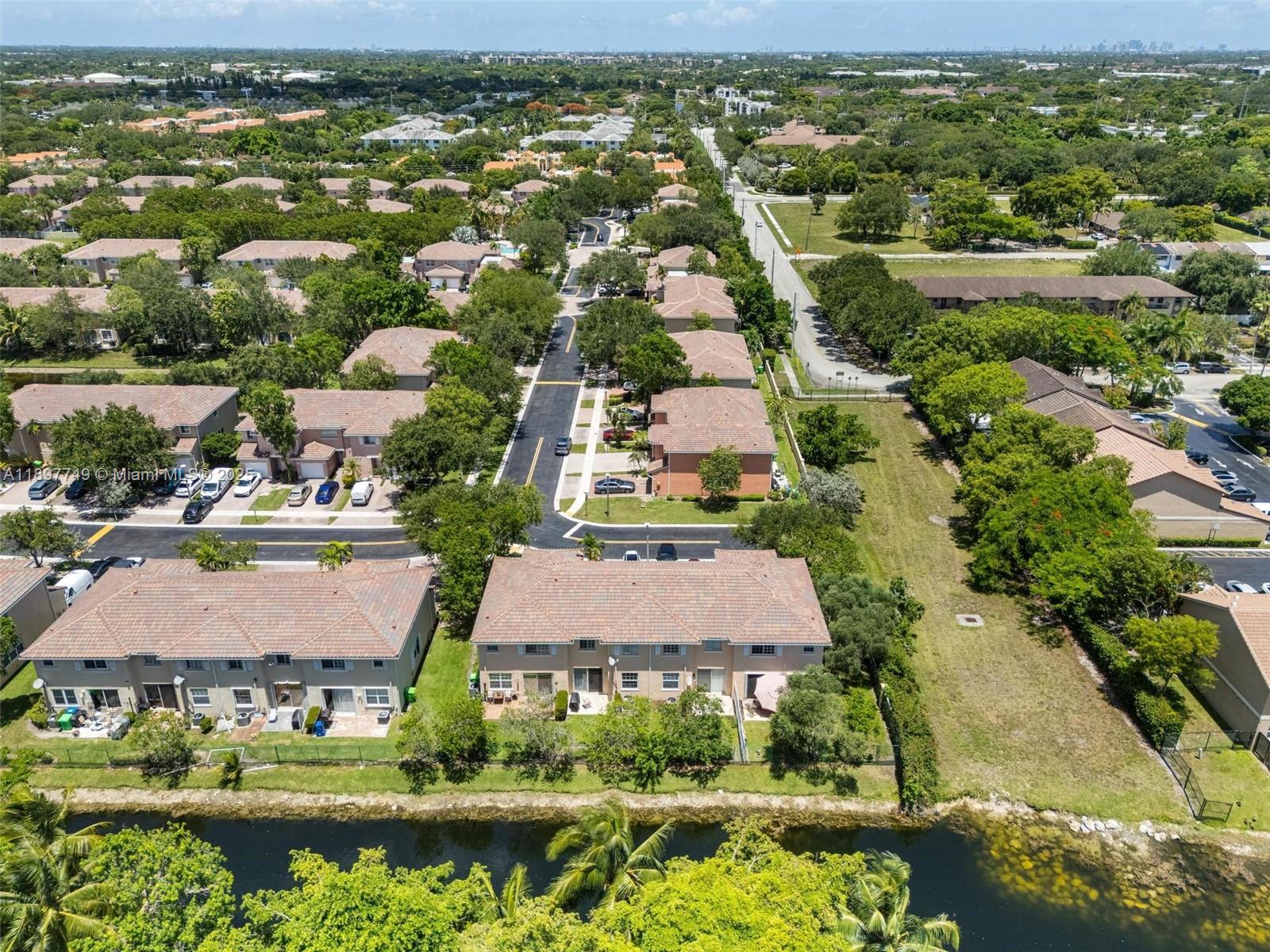 3869 NW 92nd Ave, Sunrise