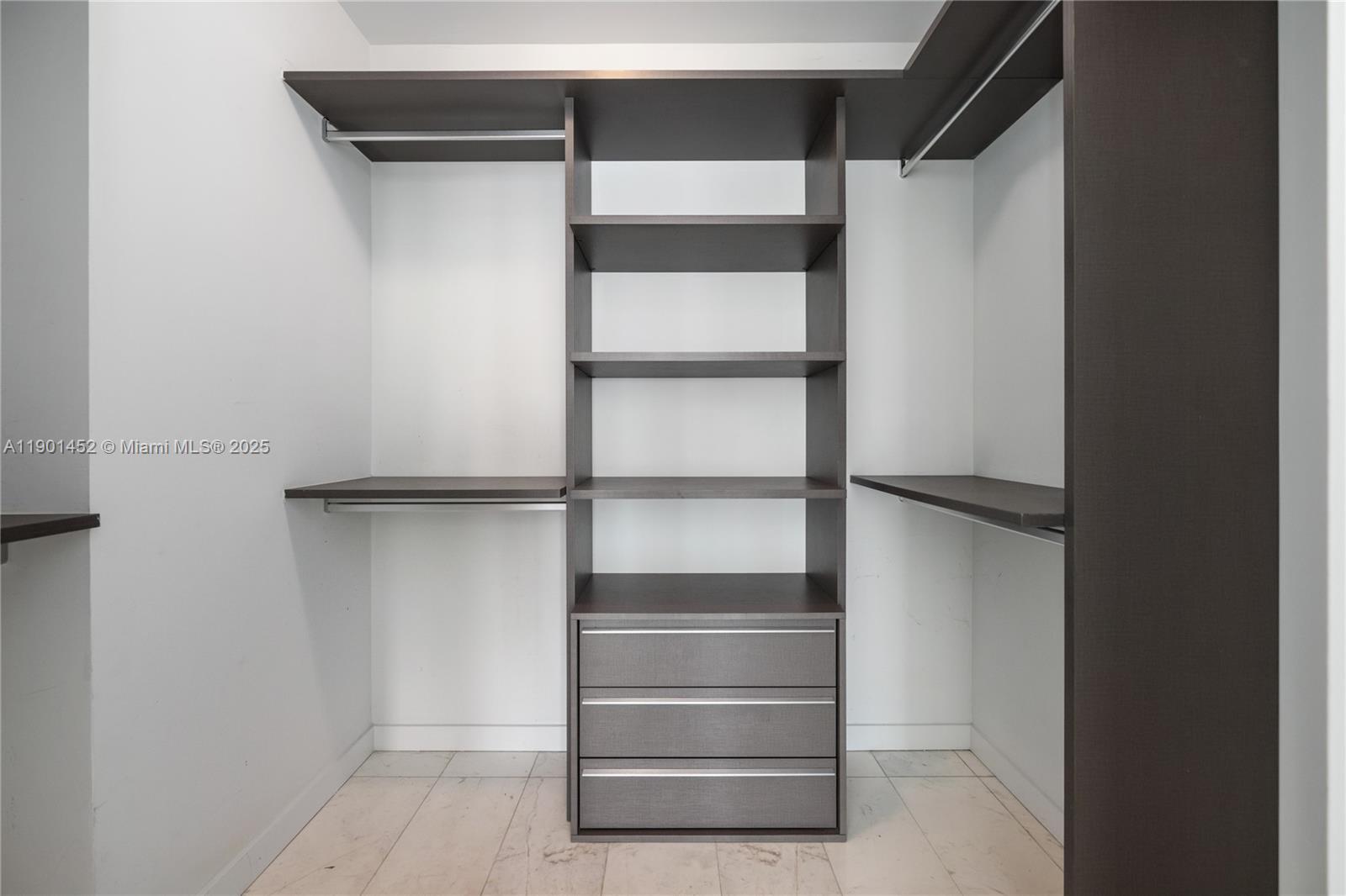 480 NE 31st St # 1504