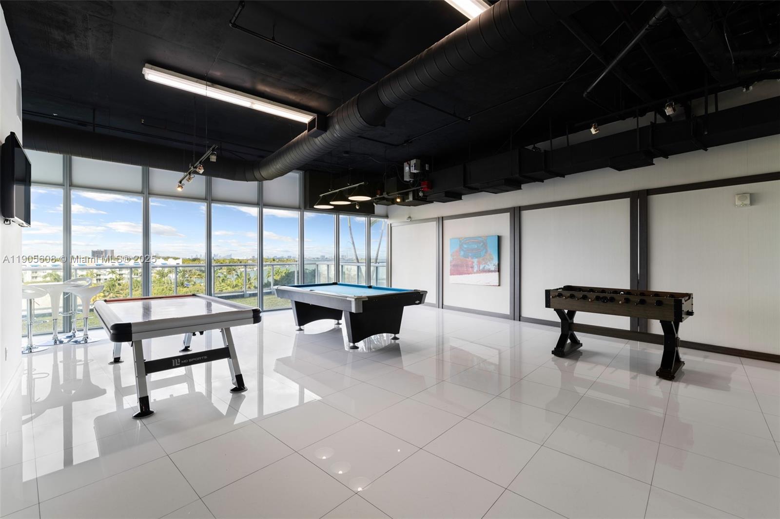 601 NE 36th St # 2304