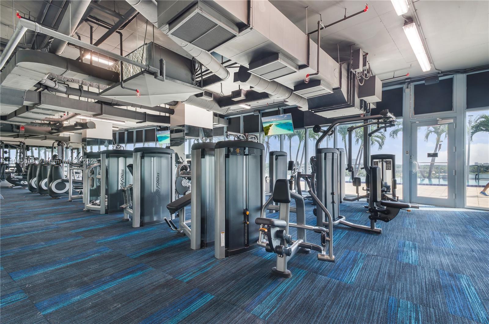 601 NE 36th St # 2304