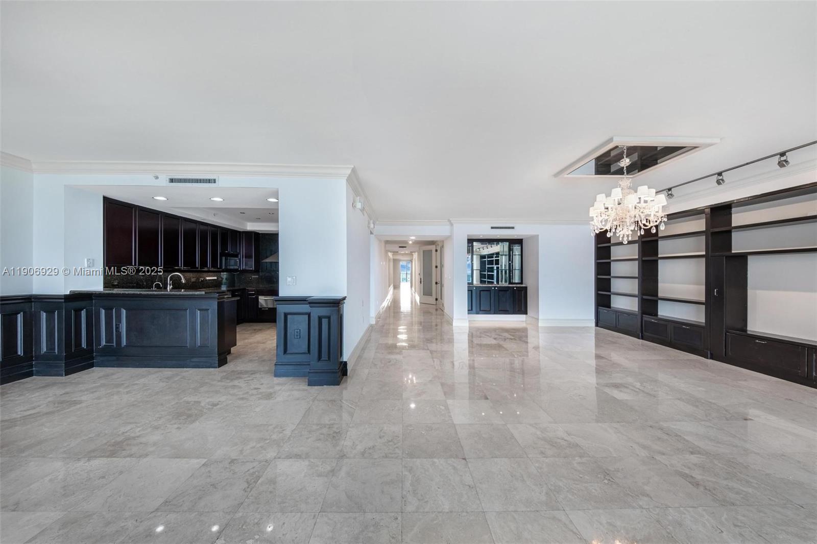 3201 NE 183rd St # 2506