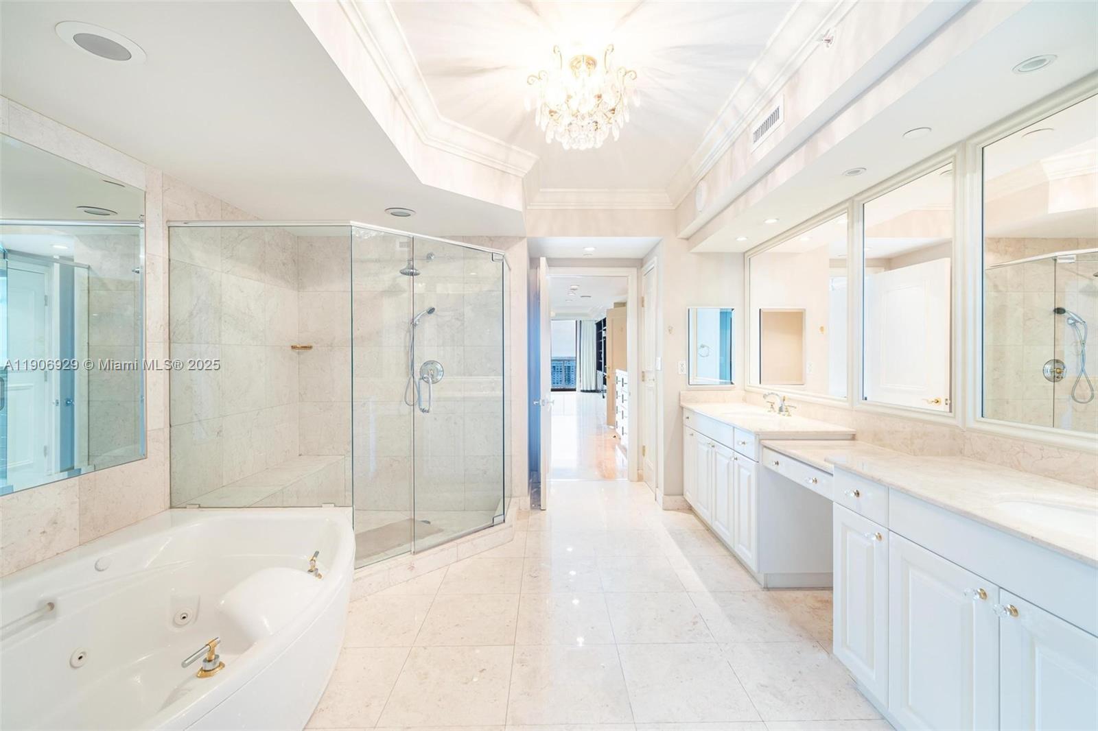 3201 NE 183rd St # 2506