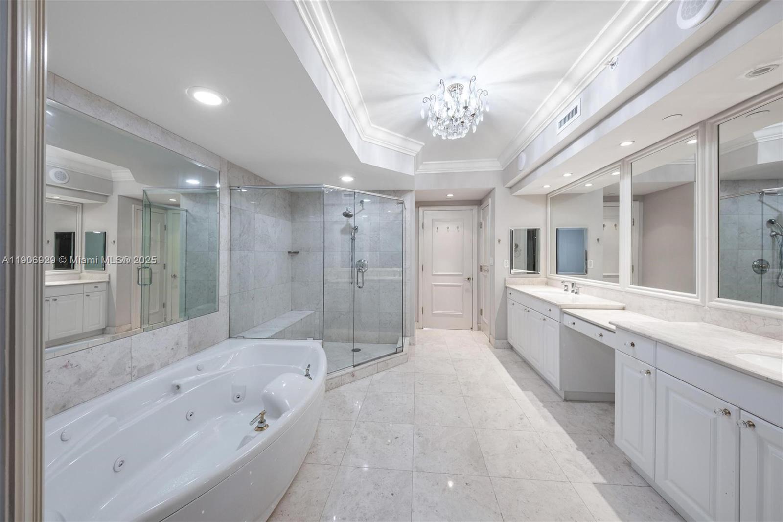 3201 NE 183rd St # 2506