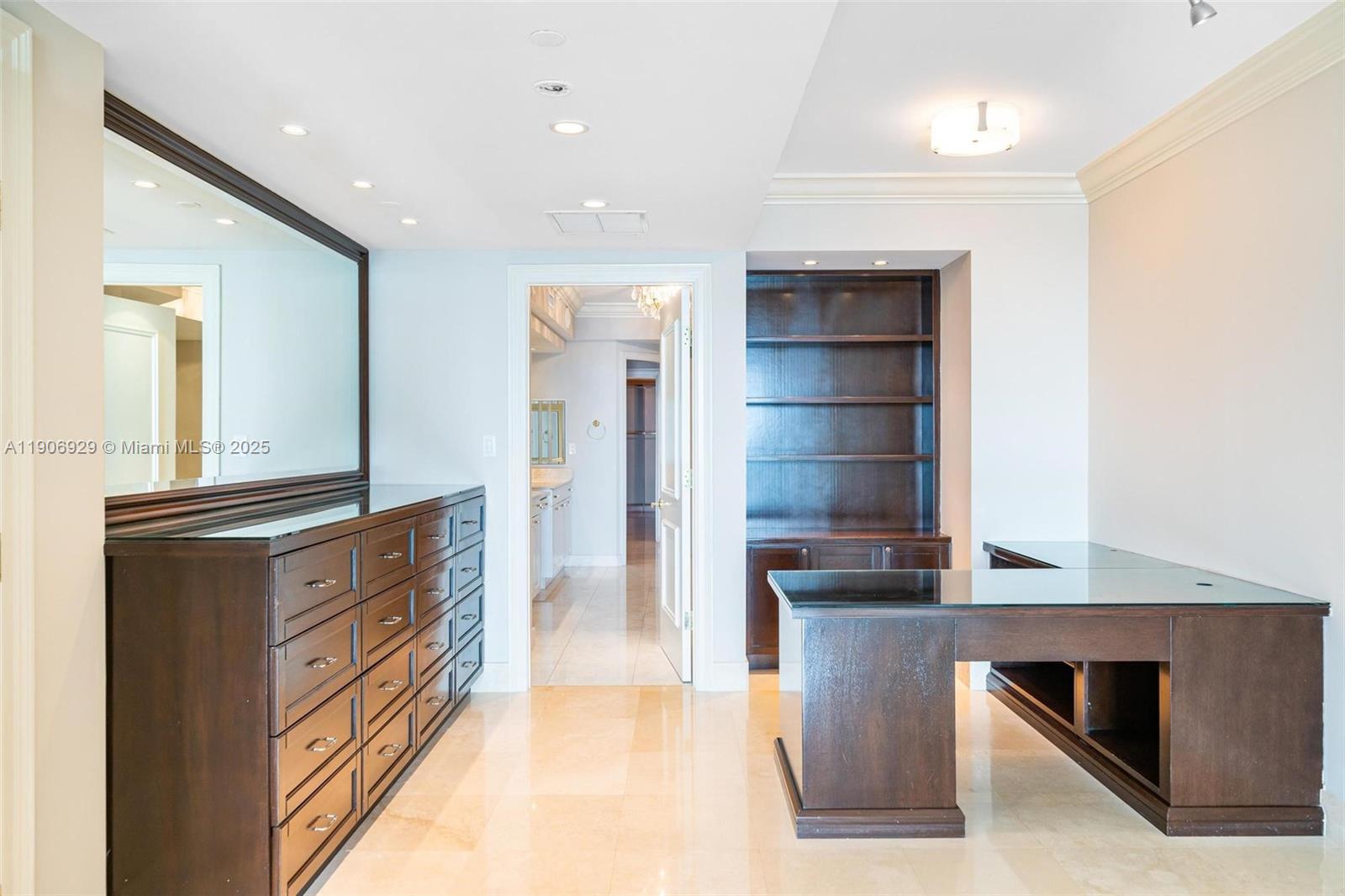 3201 NE 183rd St # 2506