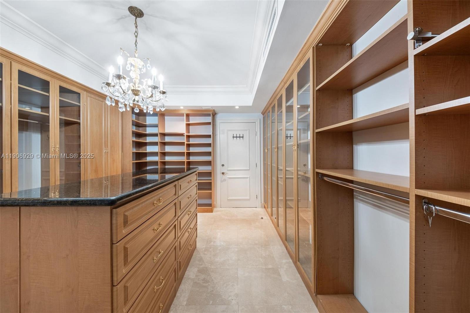 3201 NE 183rd St # 2506