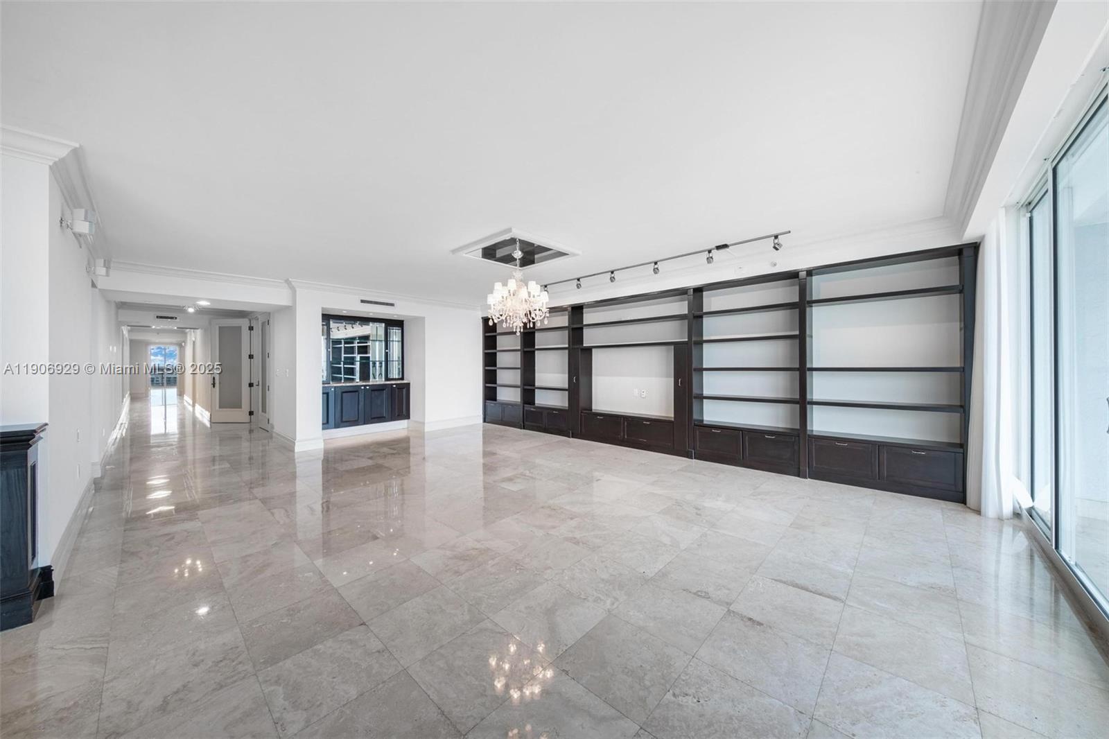 3201 NE 183rd St # 2506