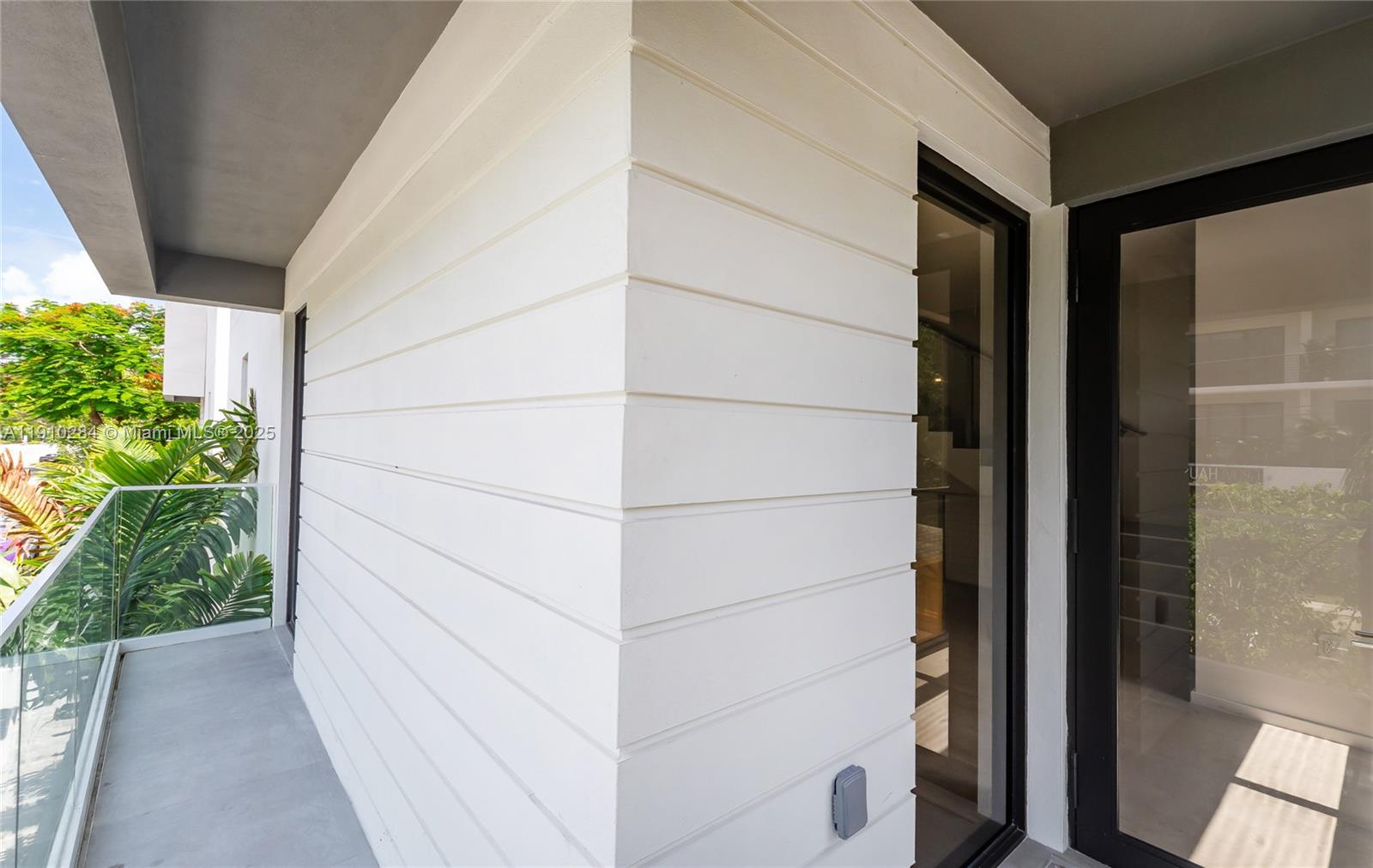 3258 Bird Ave # 3258