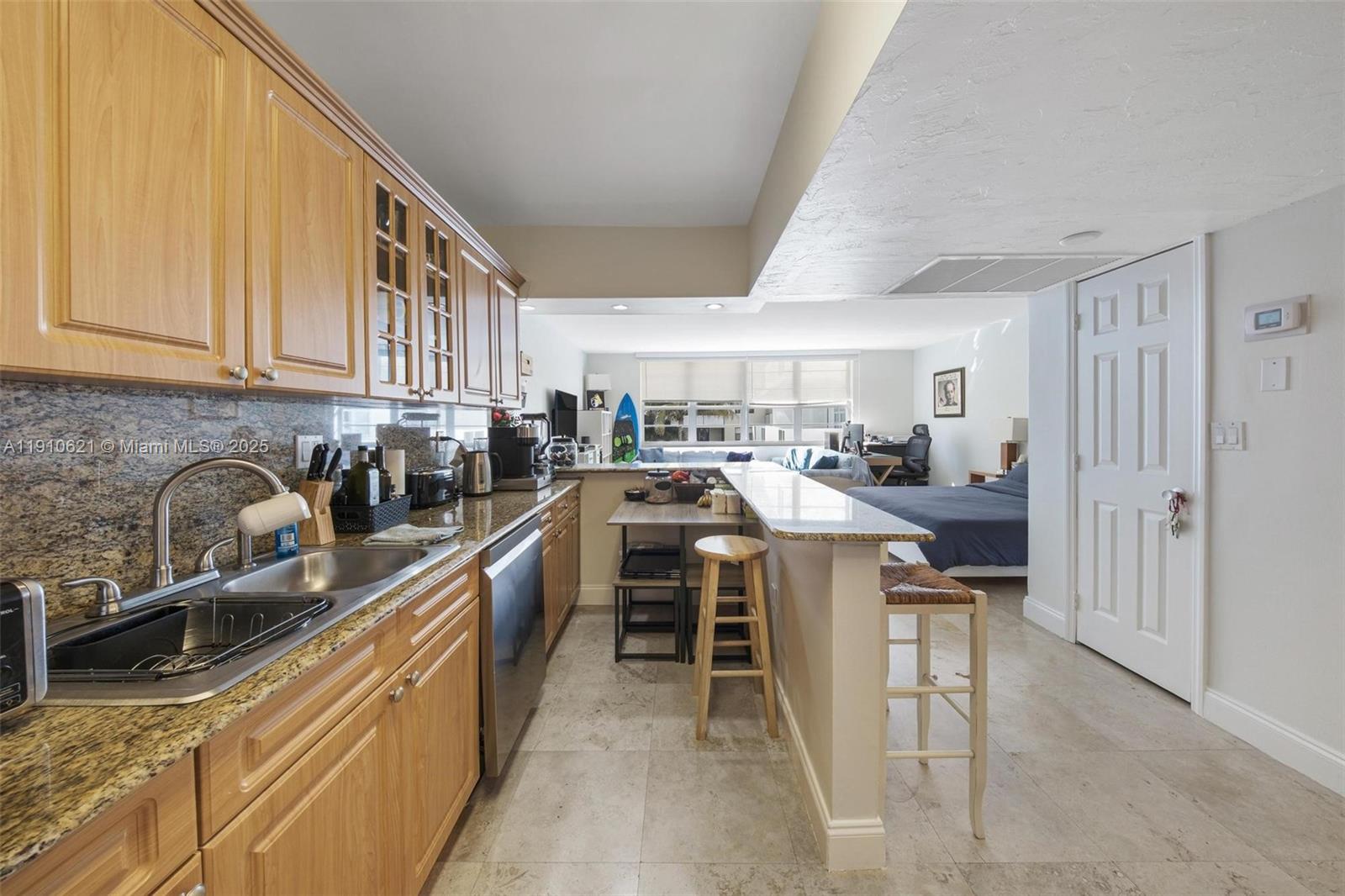 100 Lincoln Rd # 624