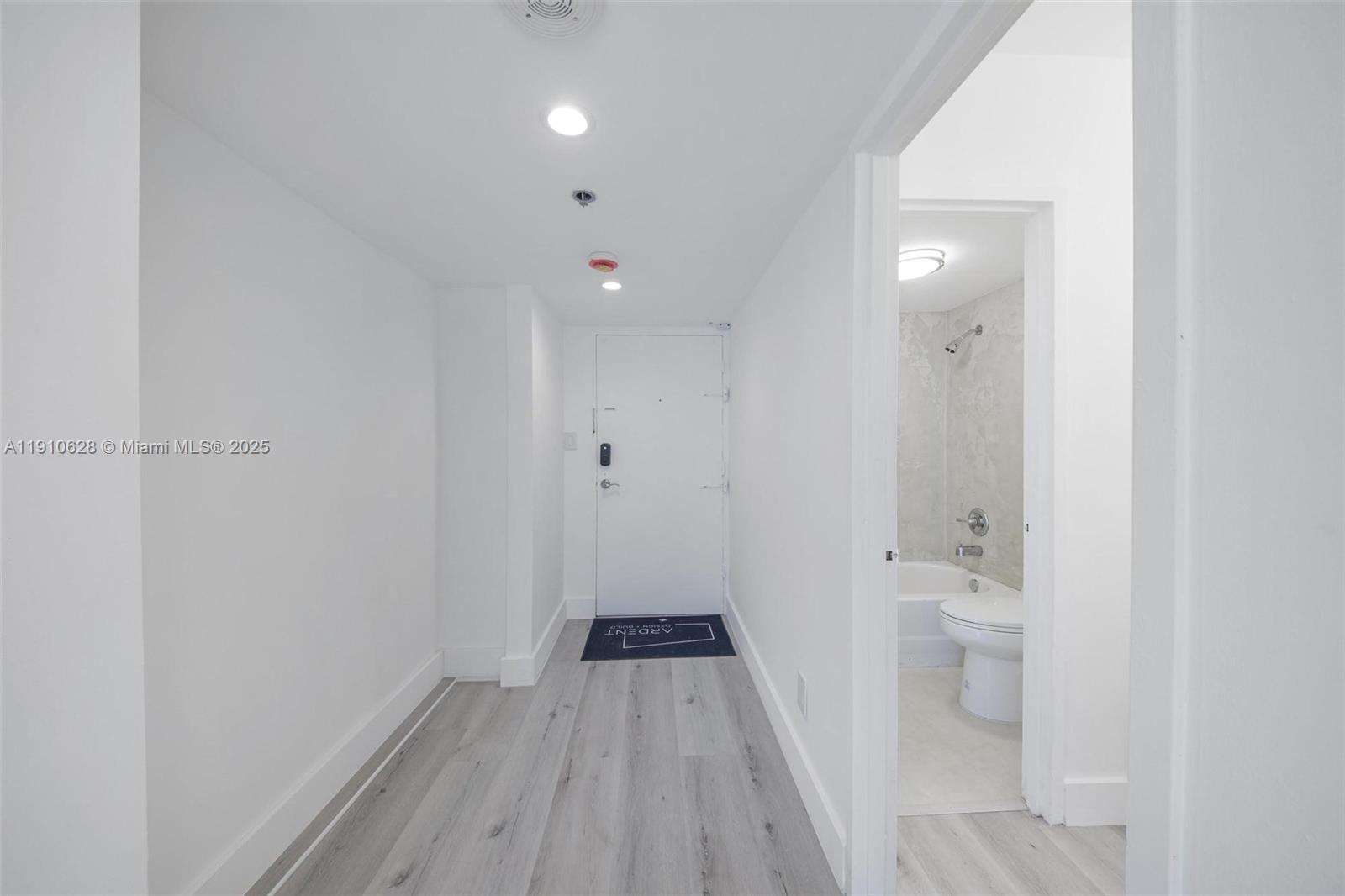 100 Lincoln Rd # 626