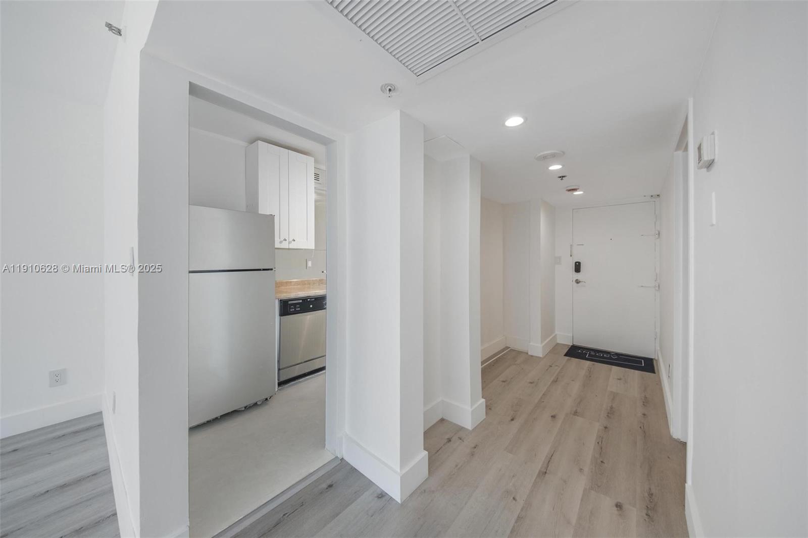 100 Lincoln Rd # 626