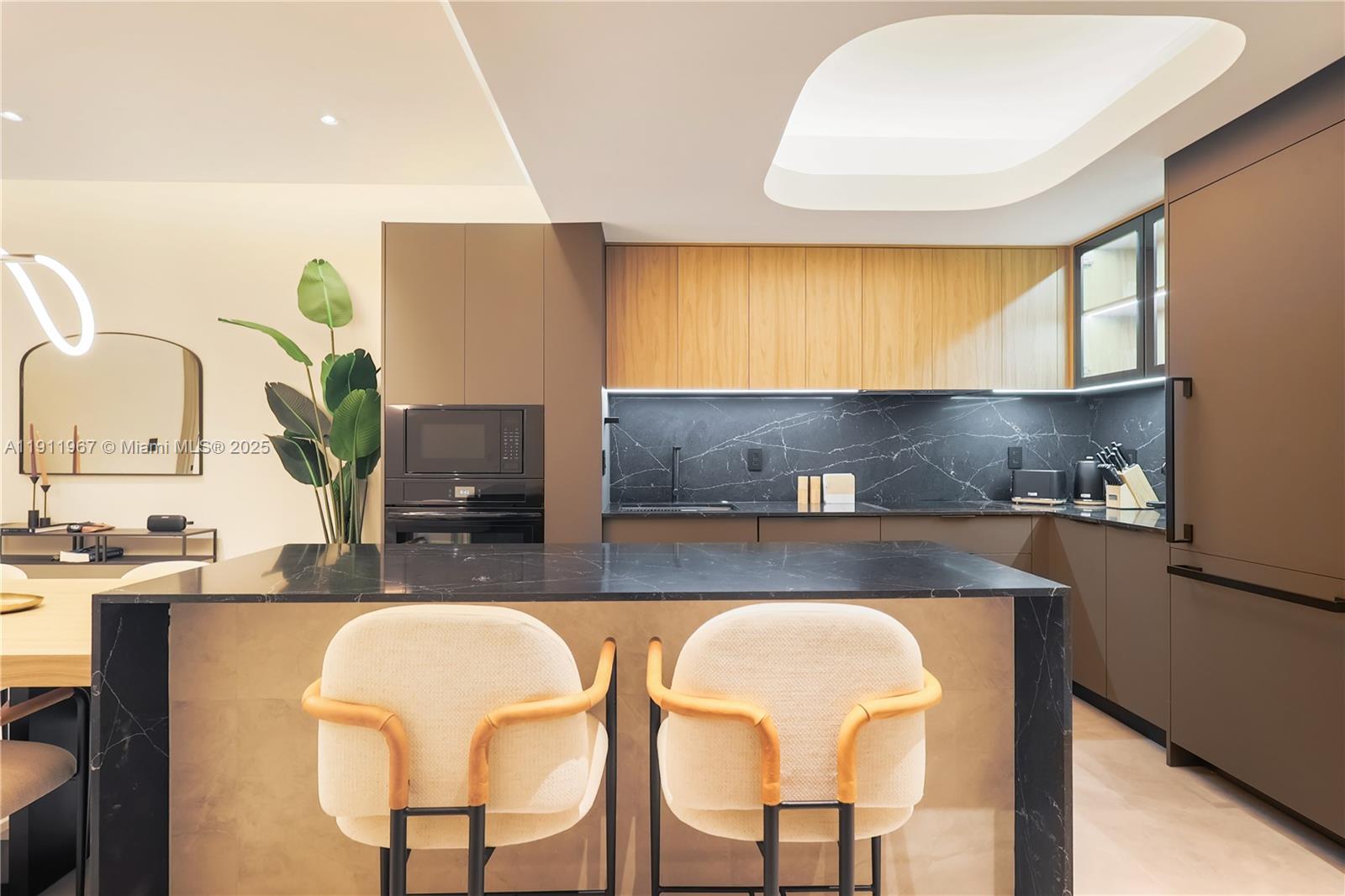 17375 Collins Ave # 2701