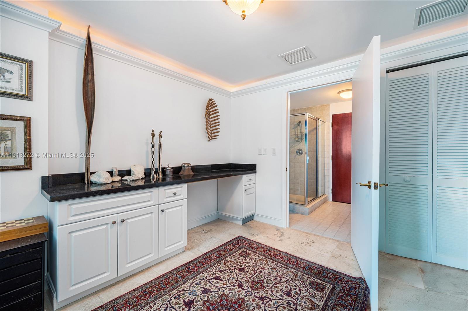 9559 Collins Ave # 108 Unit: S-108