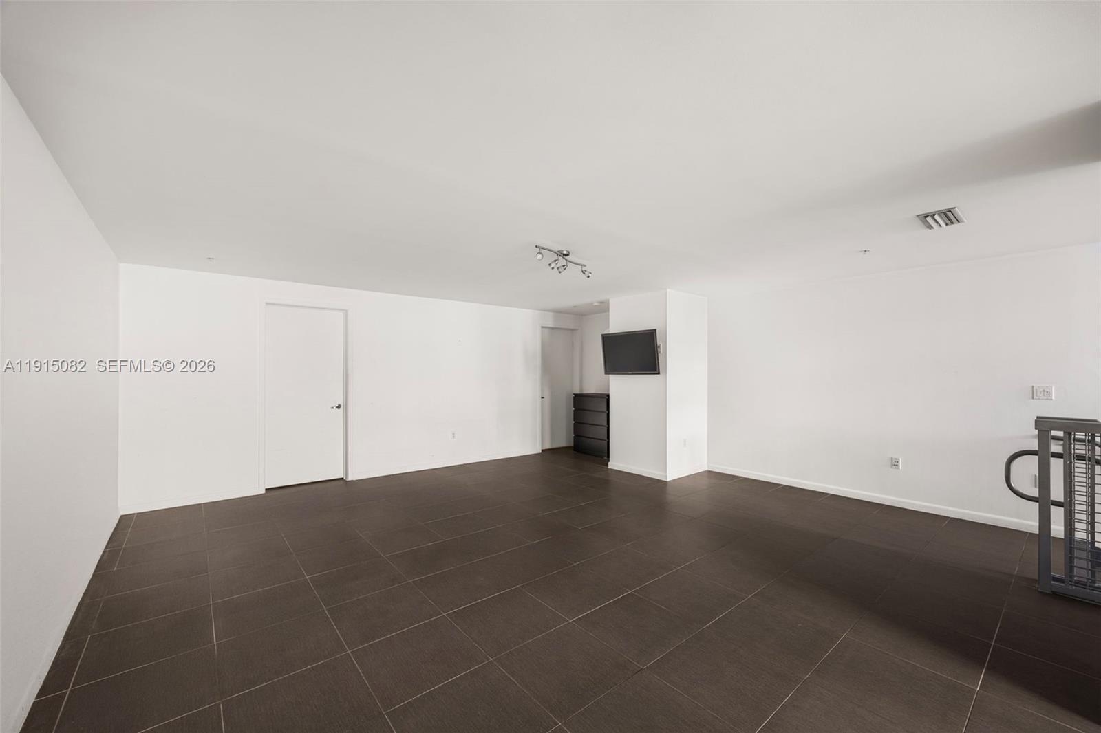 3301 NE 1st Ave # M0301