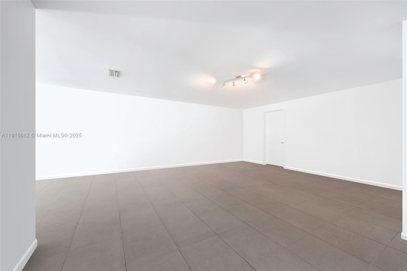 3301 NE 1st Ave # M0301