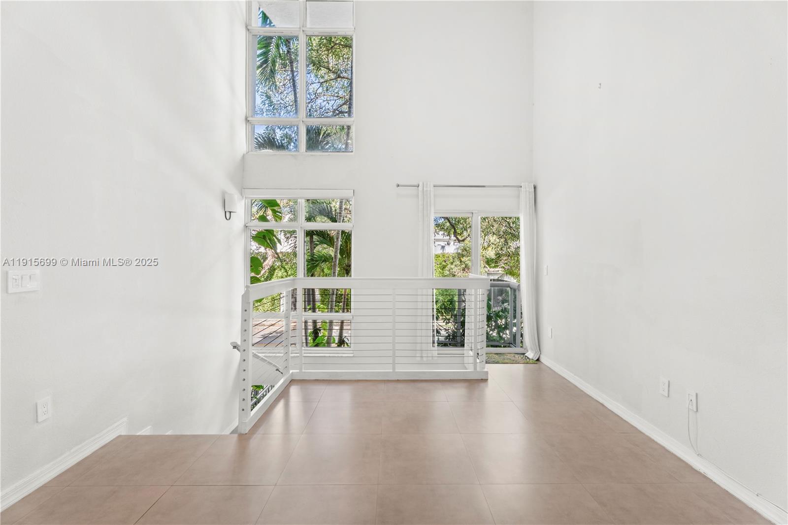 1853 Jefferson Ave # 6