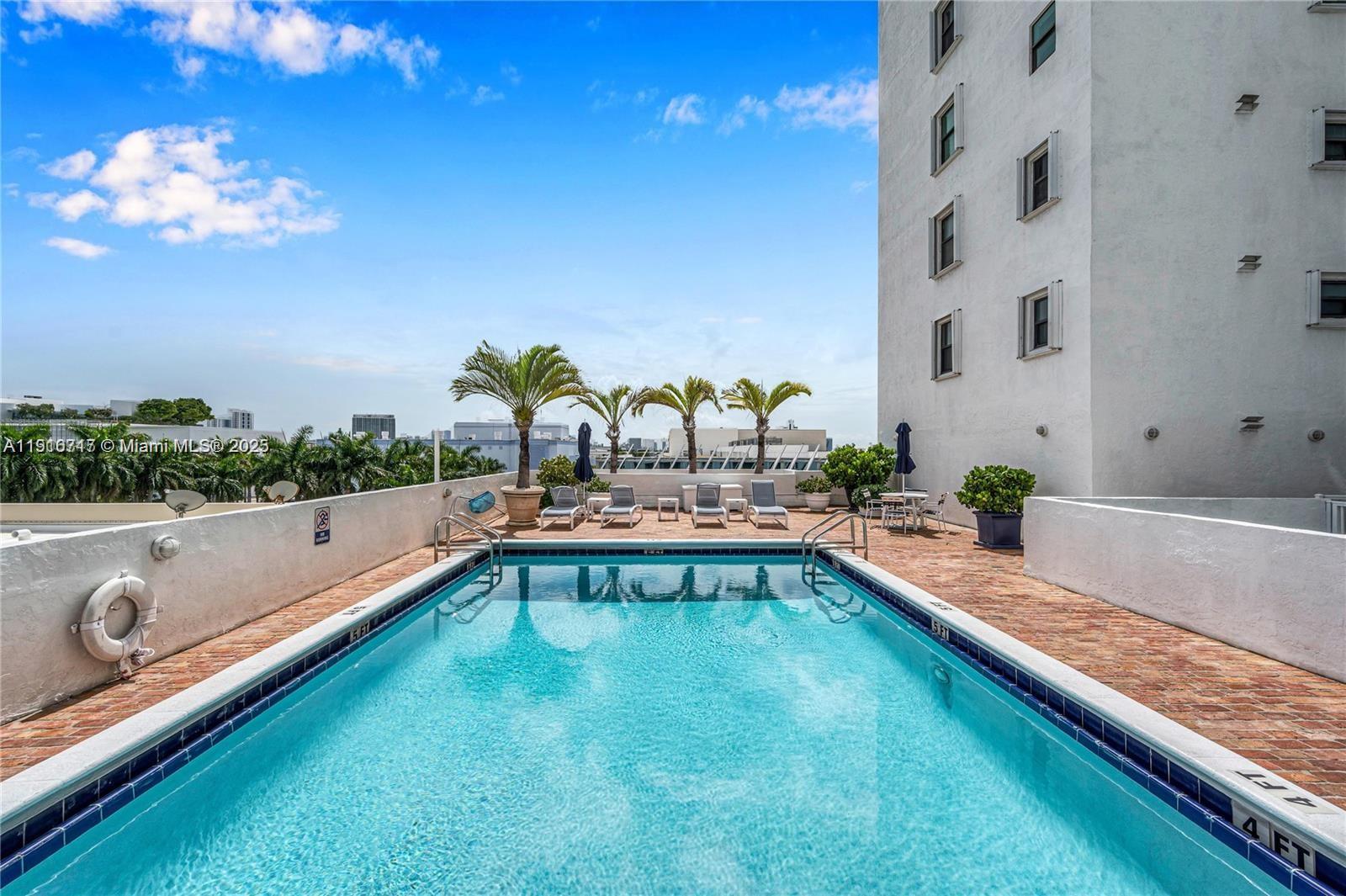 1775 Washington Ave # 4G