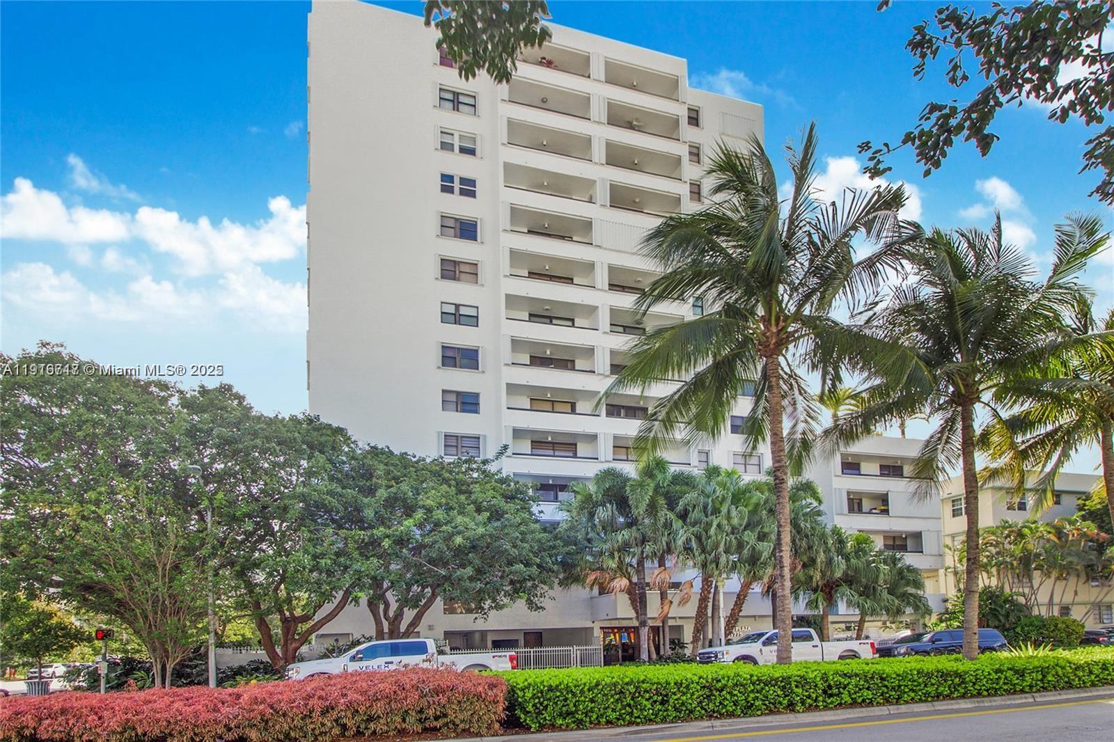 1775 Washington Ave # 4G